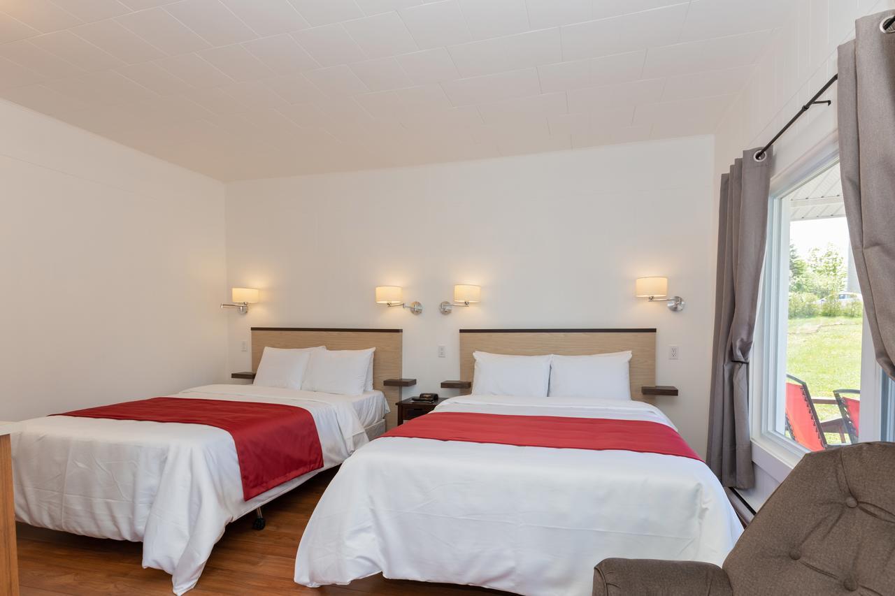 Motel Au Fleuve D'Argent Rivière-du-Loup Zewnętrze zdjęcie